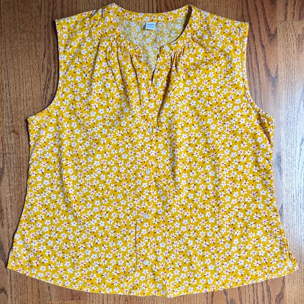 Old Navy Sleeveless Button-Down Blouse, Floral Yellow, Small, VGUC